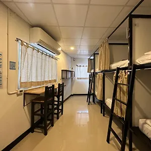 Hostel Blue Flow, Ko Phi Phi